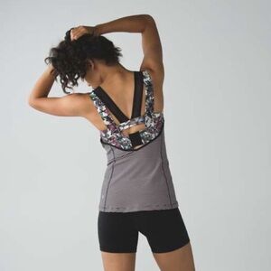 Lululemon Athletica So Fly Butterfly tank Size 8
